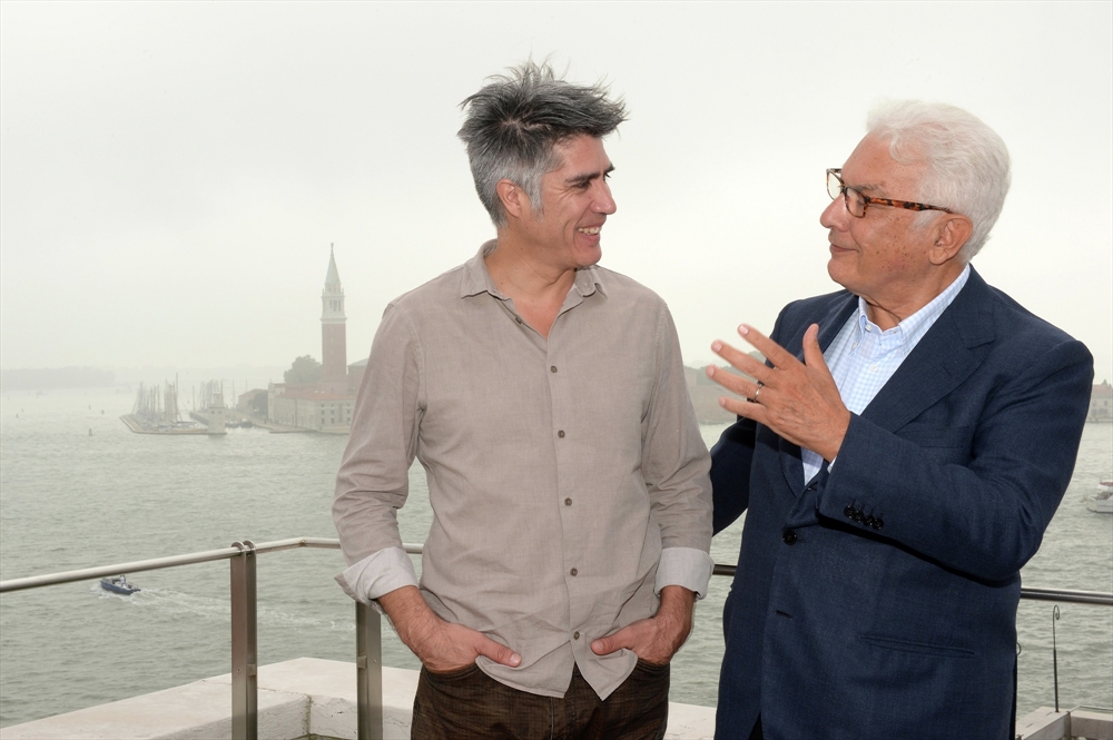 Archisearch - Alejandro Aravena & Paolo Baratta / Photo by Giorgio Zucchiatti / Courtesy of la Biennale di Venezia 