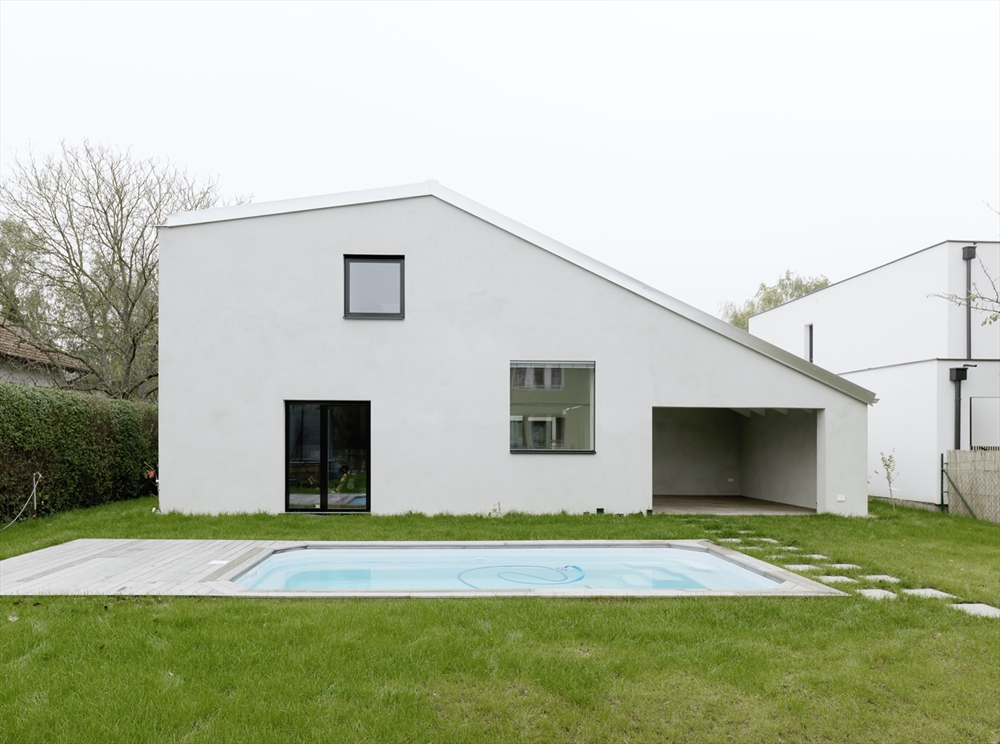 Archisearch - Low Budget Brickhouse / Triendl & Fessler Architekten