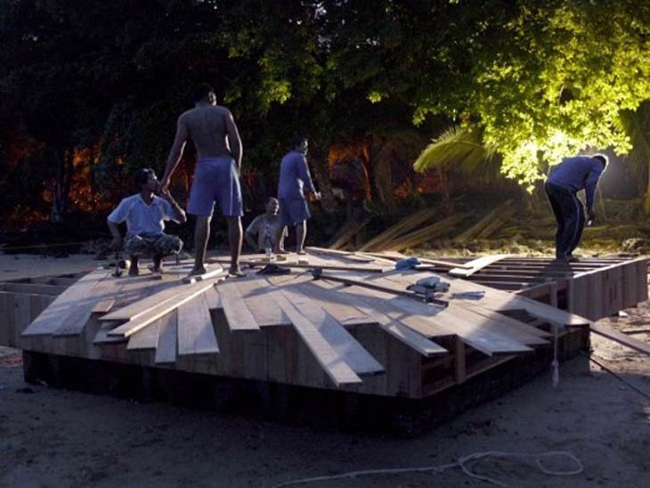 Archisearch FLOATING AUDITORIUM BY OLE SCHEEREN; FILM ON THE ROCKS YAO NOI