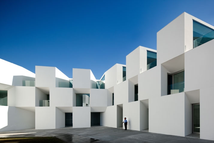 Archisearch - Nursing home in Alcácer do Sal by Aires Mateus