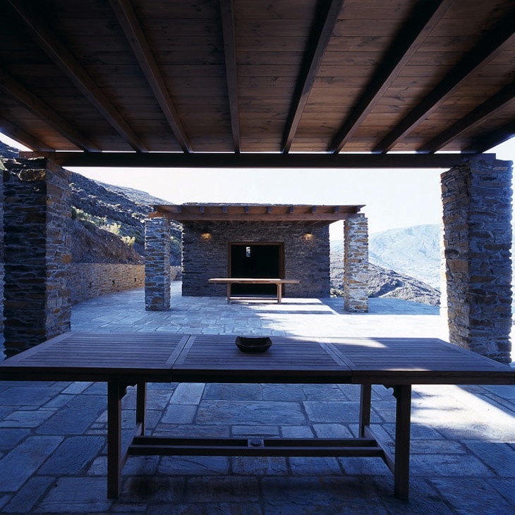 Archisearch - Location: «Charakas», Gavrio, Andros , Cyclades / Architectural Design: Katerina Tsigarida Architects / Architects: K. Tsigarida, T. Tantsis, A. Tellios, G. Toutourtsidou / Contruction Management: A. Kapon / Design: 2001 / Construction: 2003-2004 / Total area: 200 sqm / Photos: E. Attali, Y. Yerolymbos 