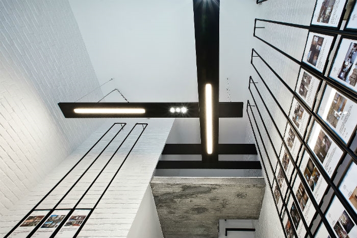 Archisearch Athenian Properties Real Estate Showroom / 09 Design Architects 