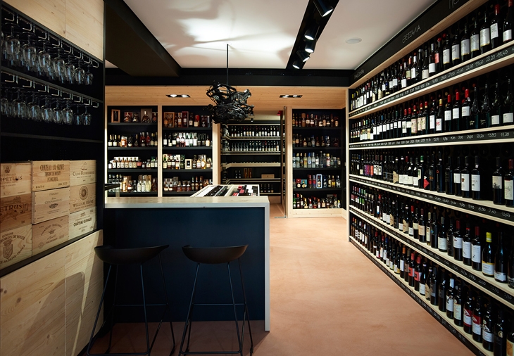 Archisearch - MR VERTIGO: A WINE CELLAR IN THE CENTRE OF ATHENS / CADU ARCHITECTS