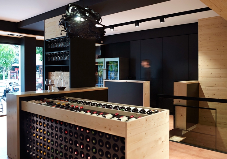 Archisearch MR VERTIGO: A WINE CELLAR IN THE CENTRE OF ATHENS / CADU ARCHITECTS