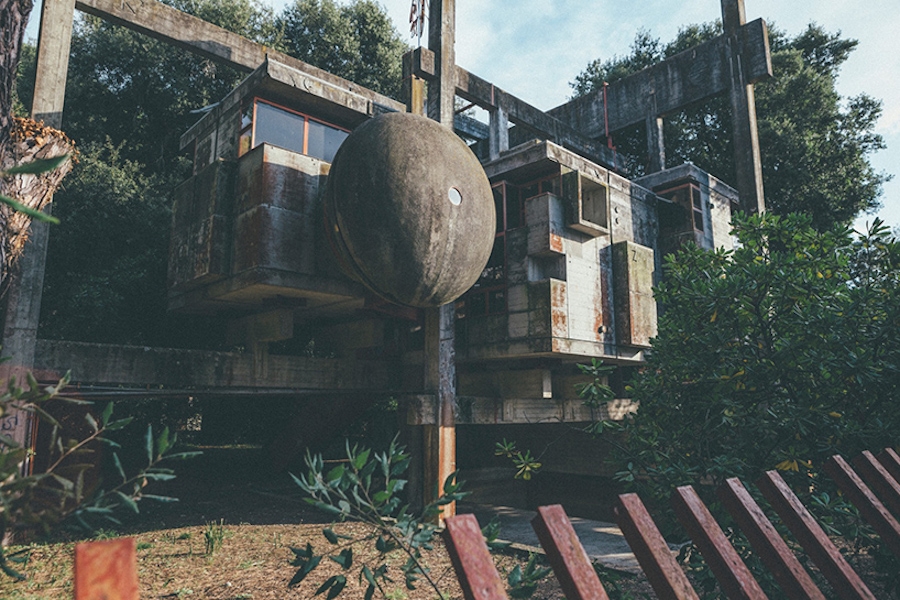 Archisearch THE ABANDONDED RUINS OF BRUTALISM: CASA SPERIMENTALE, ITALY