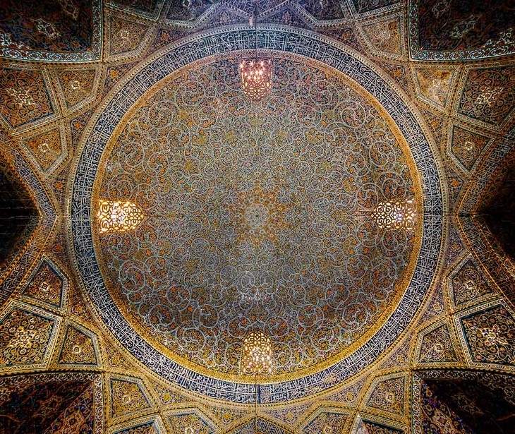 Archisearch - Ceiling of Seyyed mosque