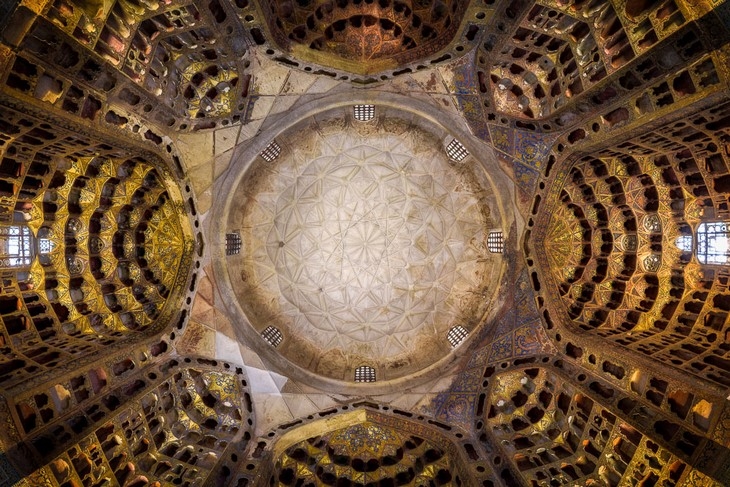 Archisearch - Ceiling of Sheikh safi o din, Ardebil