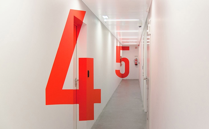 Archisearch - SIGNAGE AND WAYFINDING FOR INNOVATION CENTER BY CLAAN