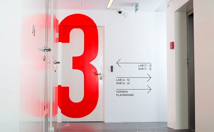Archisearch SIGNAGE AND WAYFINDING FOR INNOVATION CENTER BY CLAAN