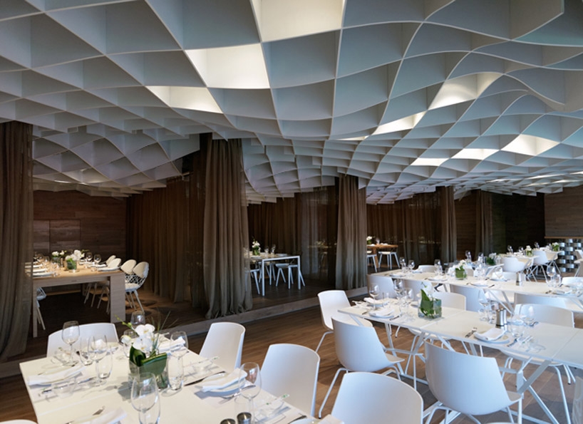 Archisearch V'AMMOS RESTAURANT / KARAISKAKIS STADIUM / LM ARCHITECTS