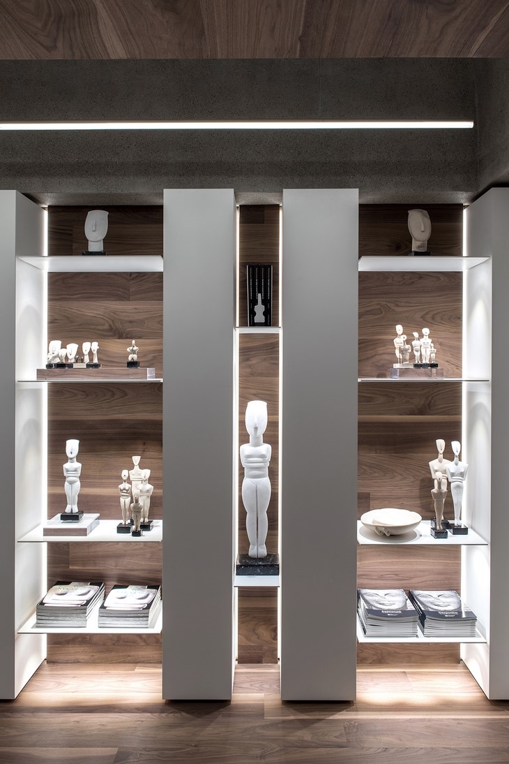 Archisearch - Cycladic Shop by Kois Associated Architects / Photography: Giorgos Sfakianakis