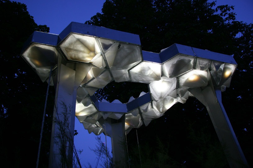 Archisearch - Public space installation - steel canopy, columns, base, hydraulic pumps, plexiglass containers with salt, turf, water, halophyte plants.