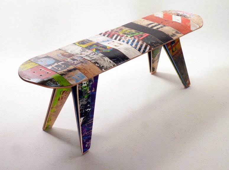 Archisearch DECKSTOOL / ΕΠΙΠΛΑ ΑΠΟ ΠΑΛΙΑ SKATEBOARDS 