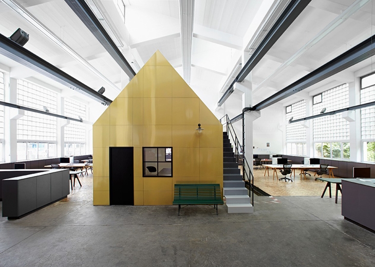 Archisearch HALLE A: STUDIO, WORKPLACE AND LIVING PLACE INTERIOR DESIGN BY DESIGNLIGA