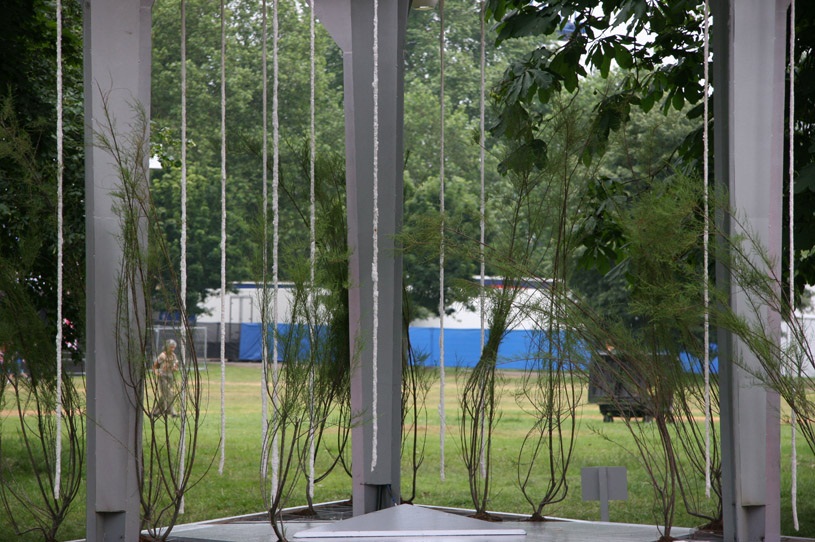 Archisearch - Public space installation - steel canopy, columns, base, hydraulic pumps, plexiglass containers with salt, turf, water, halophyte plants.