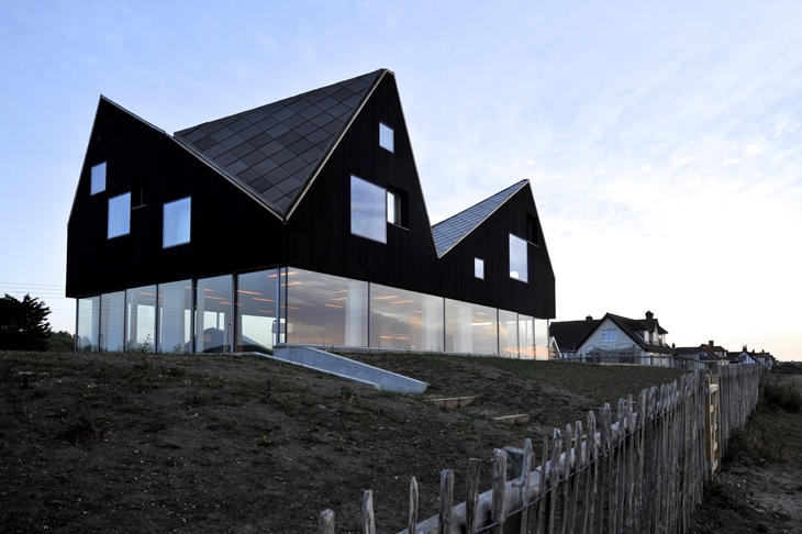 Archisearch - ‘The Dune House’ in Thorpeness, England, by Jarmund Vigsnaes Architects (Photographer: Nils Petter Dale. Courtesy Jarmund Vigsnaes Architects)