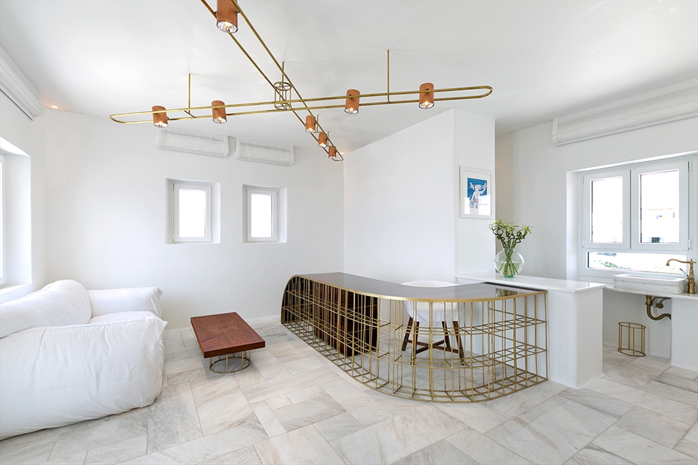 Archisearch - Office in Mykonos / Eleftherios Ambatzis / Photography by George Fakaros