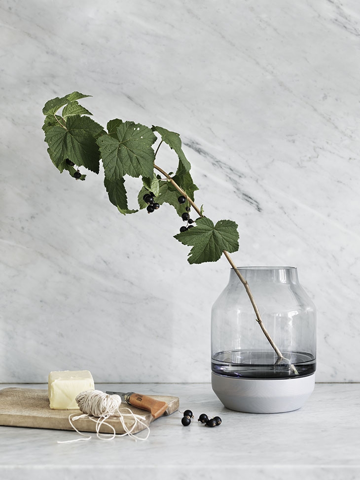 Archisearch WOOD AND GLASS INTERACT IN NEW VASE BY MUUTO