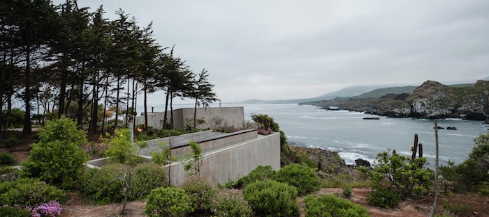 Archisearch A PAINTER'S STUDIO IN LOS VILOS, CHILE BY FELIPE ASSADI & FRANCISCA PULIDO