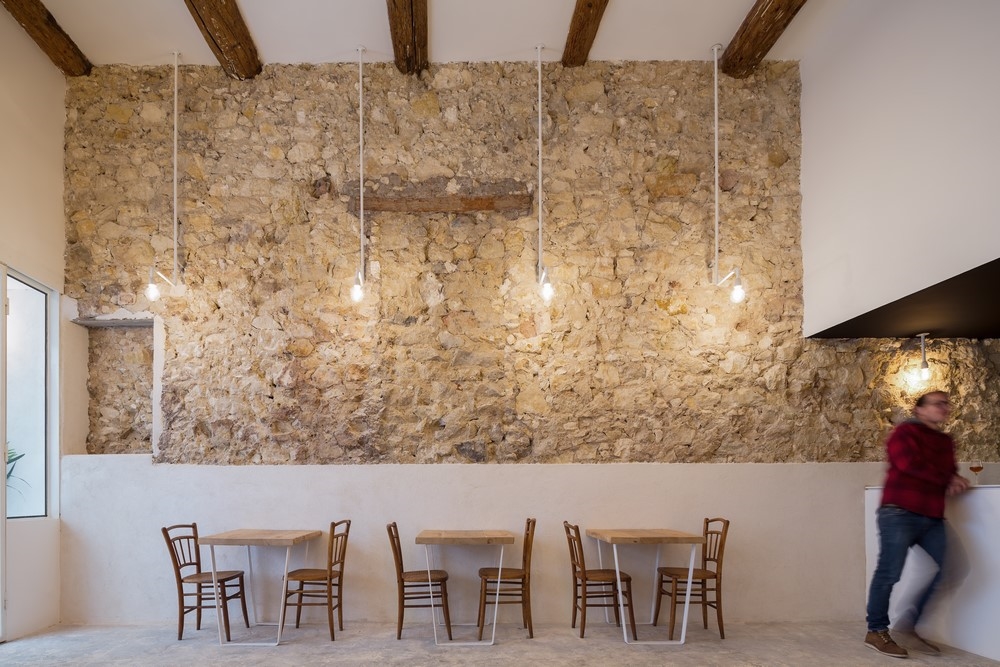 Archisearch - FIETJE: A BEER BAR OF SIMPLICITY & ELEGANCE / BERTRAND GUILLON ARCHITECTURE