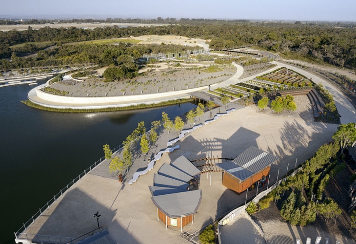 Archisearch - The Australian Garden by Taylor Cullity Lethlean and Paul Thompson_Gibson Hill Garden With The Amphitheater 