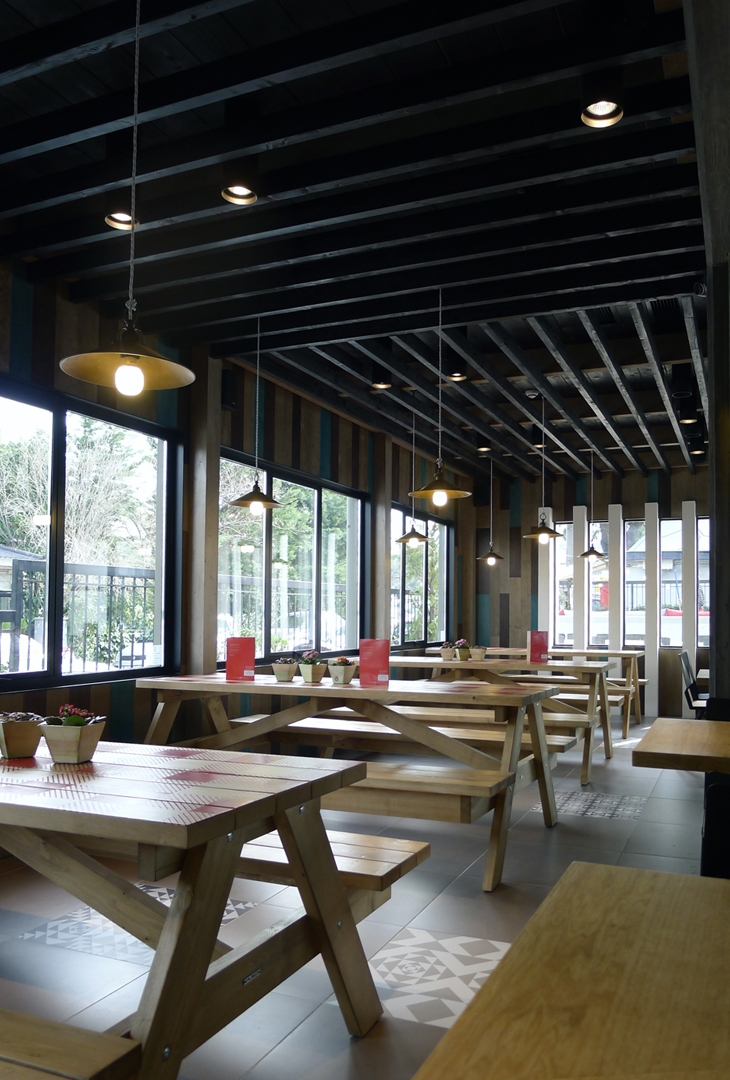 Archisearch GOODY'S BURGER HOUSE IN ATHENS BY KONSTANTINOS CHADIOS AND DIONYSIA DASKALAKI