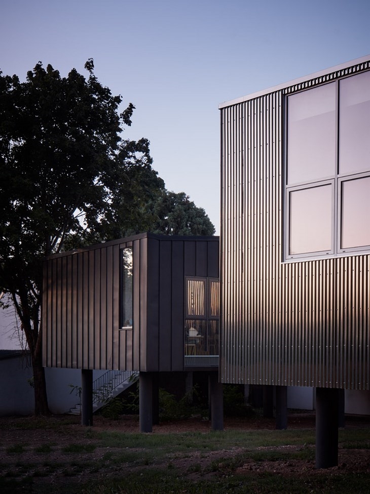 Archisearch NURSERY SCHOOL EXTENSION, MANTES-LA-VILLE, FRANCE / GRAAL ARCHITECTURE