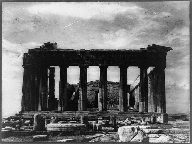 Archisearch - Greece in the early 10`s