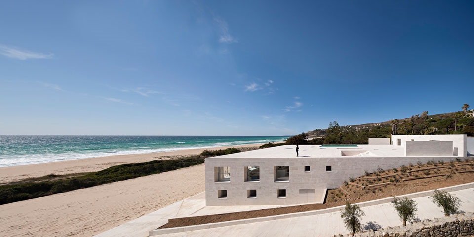 Archisearch HOUSE OF THE INFINITE VT HOUSE BY ESTUDIO ARQUITECTURA CAMPO BAEZA 2014 IN CADIZ, SPAIN