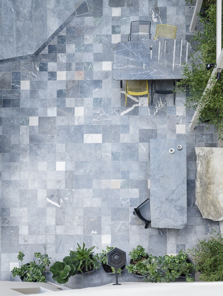 Archisearch - In[n] Athens, front yard / Workshop Dionisis Sotovikis