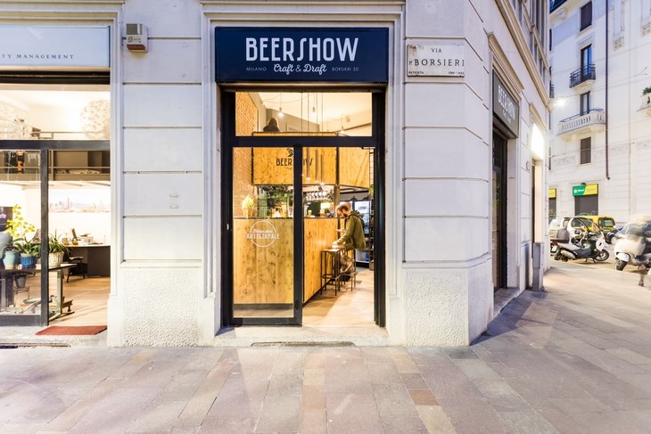 Archisearch MEZZO ATELIER DESIGNS A SUPER FRESH CRAFT BEER SHOP IN MILAN