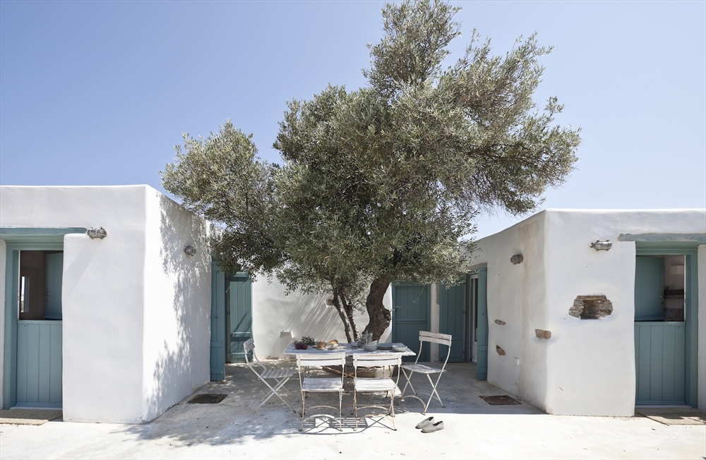 Archisearch - Private Summer House, Antiparos / Exterior View