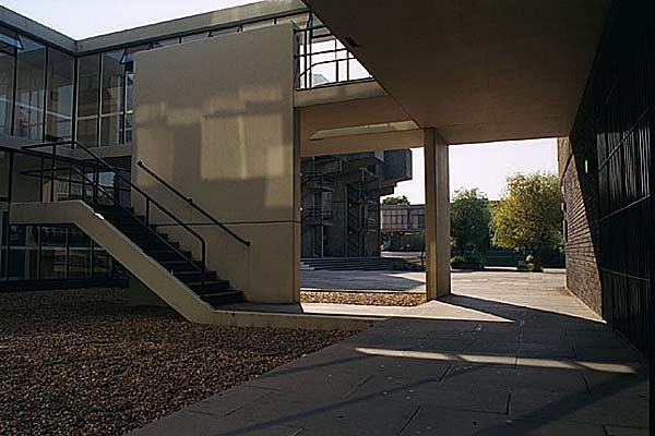 Archisearch A CLOCKWORK ORANGE.SKYBREAK HOUSE+KINGSTON LANE UXBRIDGE CAMPUS