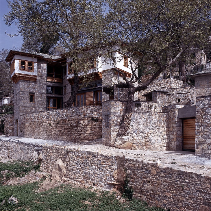 Archisearch - House in Vyzitsa, Mt Pelion, 2002. Photograph: Yorgis Yerolymbos