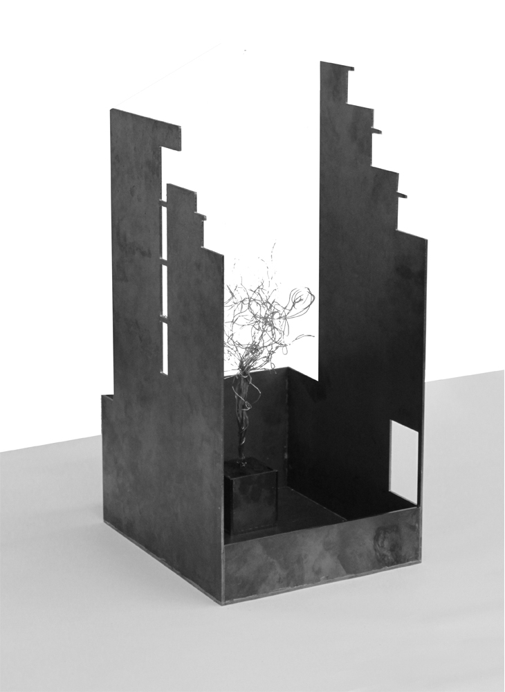 Archisearch - Listed Plot Model 1:50 / Crisis Question