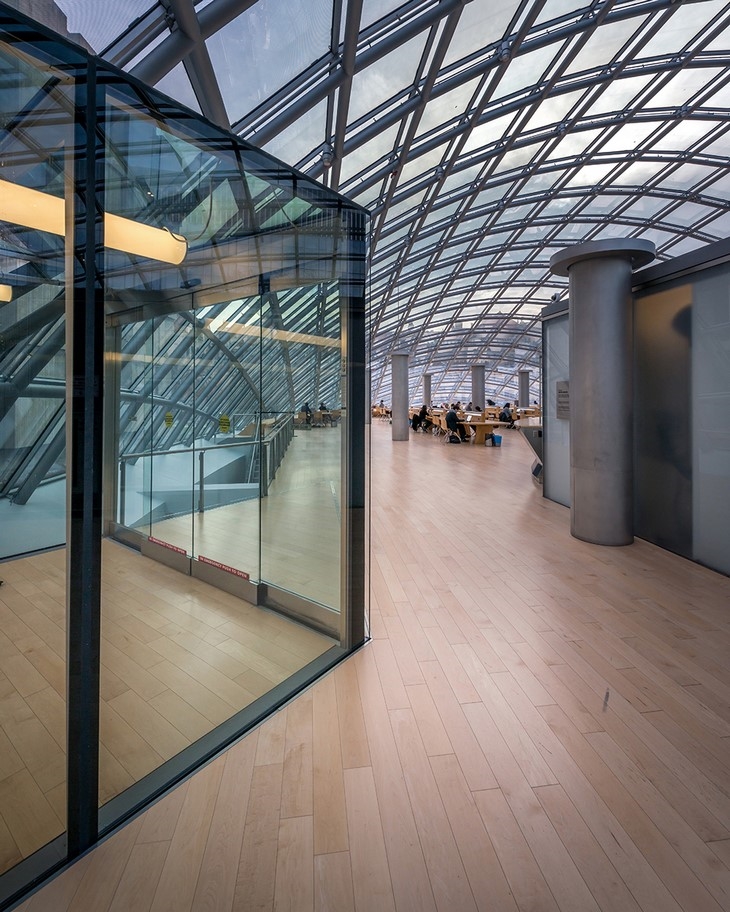 Archisearch PYGMALION KARATZAS CAPTURES THE MANSUETO LIBRARY IN THE UNIVERSITY OF CHICAGO