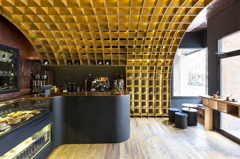 Archisearch ELEFTHERIOS AMBATZIS DESIGNS MAZA ESPRESSO BAR IN MANHATTAN, NY