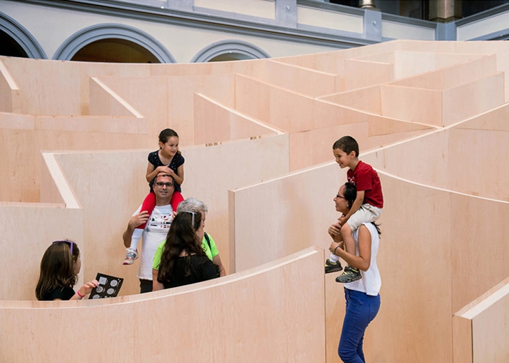 Archisearch BIG MAZE IN THE WASHINGTON NATIONAL BUILDING MUSEUM