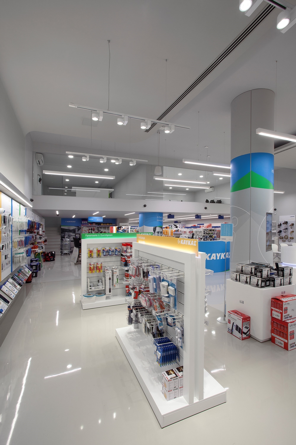 Archisearch - Kafkas Retail Stores - New Retail Concept / Stirixis Group
