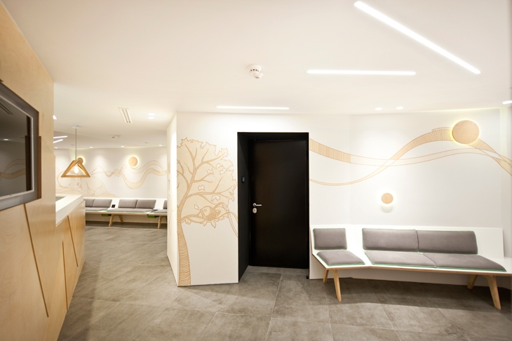 Archisearch - Medical Practice in Thessaloniki / MALVI / Waiting Area 2