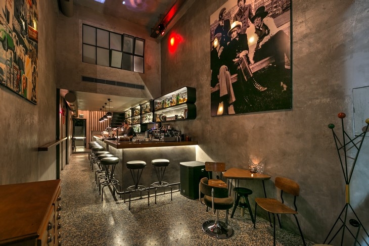 Archisearch - MOSAIKO BAR IN GLYFADA REFRESHED BY ELEFTHERIOS AMBATZIS