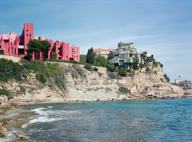 Archisearch - La Muralla Roja / Ricardo Bofill - Taller De Arquitectura