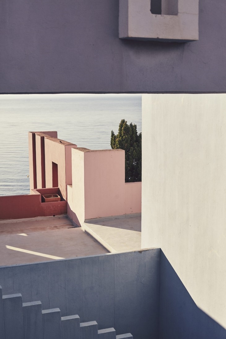 Archisearch - La Muralla Roja / Ricardo Bofill - Taller De Arquitectura