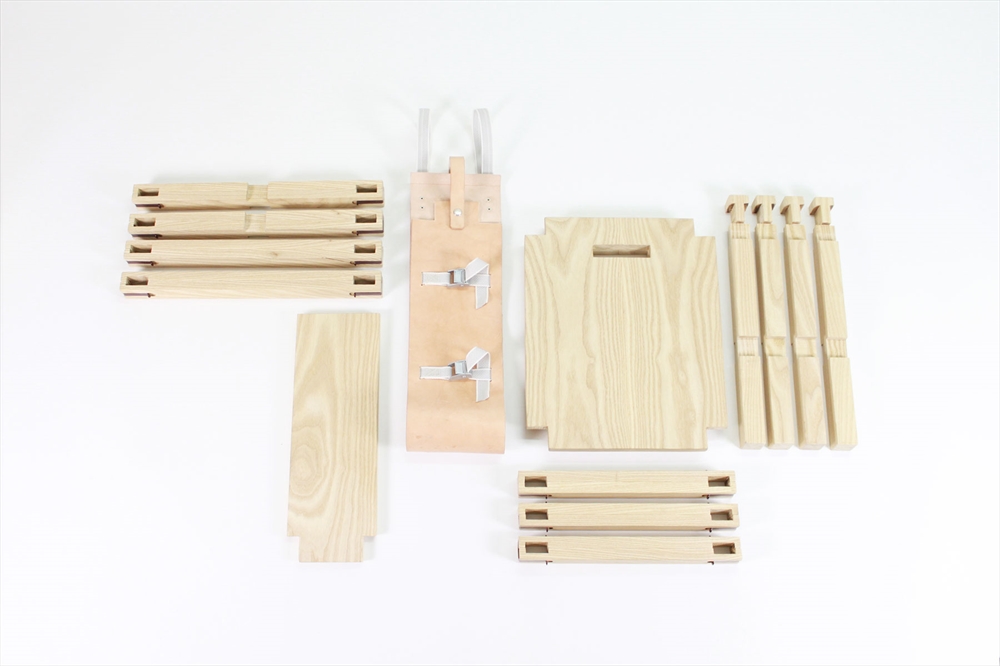 Archisearch - NOMADIC CHAIR: A TEMPORARY CHAIR FOR ONE PERSON BY JORGE PENADÉS