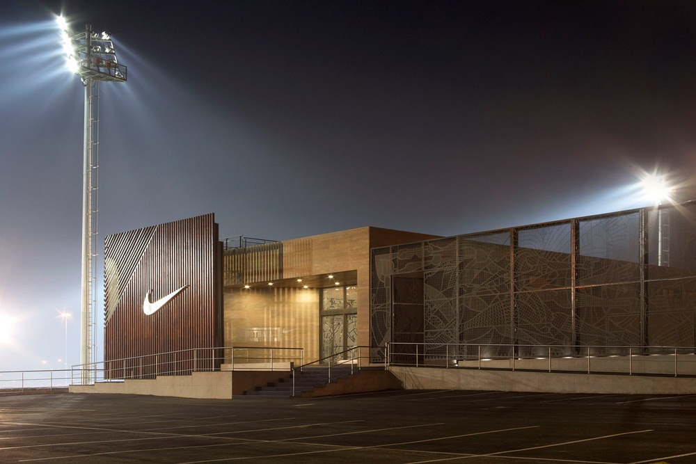 Archisearch NIKE FOOTBALL TRAINNING CENTRE / 2010 / SOWETO / SOUTH AFRICA