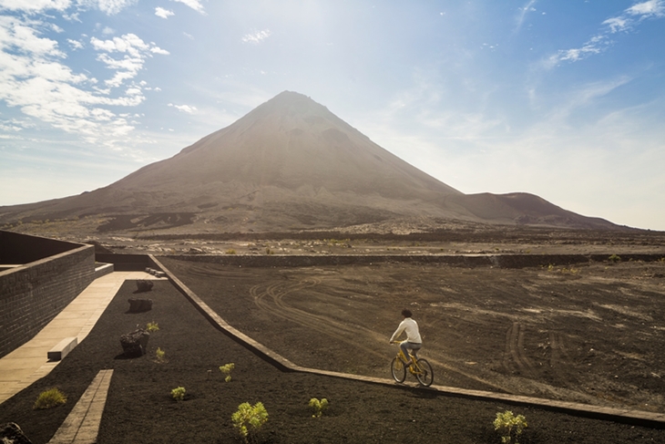 Archisearch OTO ARCHITECTS WIN THE 1RST PRICE WITH THE PNF HEAD OFFICE BUILDING IN ILHA DO FOGO NATURAL PARK IN CAPE VERDE