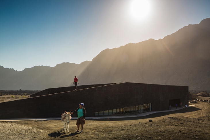 Archisearch OTO ARCHITECTS WIN THE 1RST PRICE WITH THE PNF HEAD OFFICE BUILDING IN ILHA DO FOGO NATURAL PARK IN CAPE VERDE