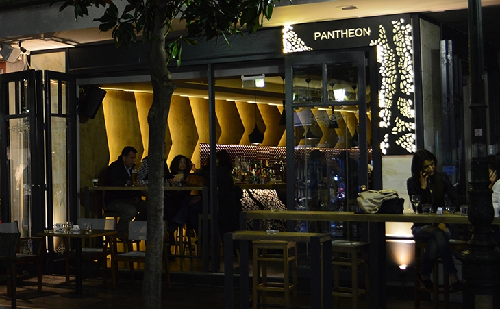 Archisearch PANTHEON ESPRESSO BAR IN PYRGOS HELIAS / VASILIS STROUMPAKOS & MINA SARANTOPOULOU