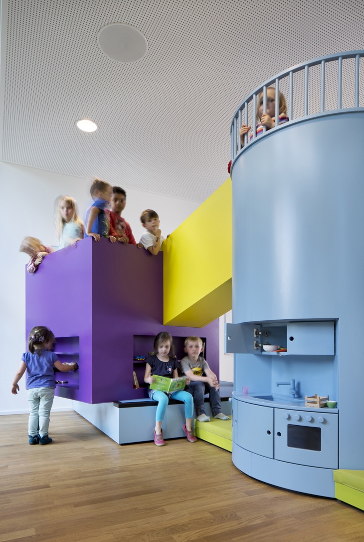 Archisearch KADAWITTFELDARCHITEKTUR DESIGN A KINDERGARTEN FULL OF COLOURS IN HAMBURG