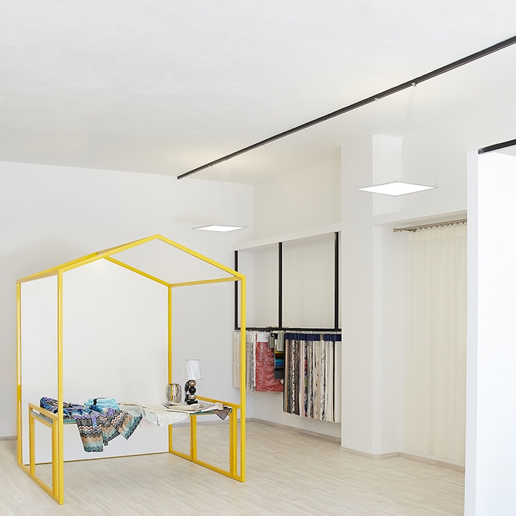 Archisearch - DIPPED IN WHITE: POMOLO - A BOUTIQUE SHOP IN MYKONOS BY KRAMA ARCHITECTS